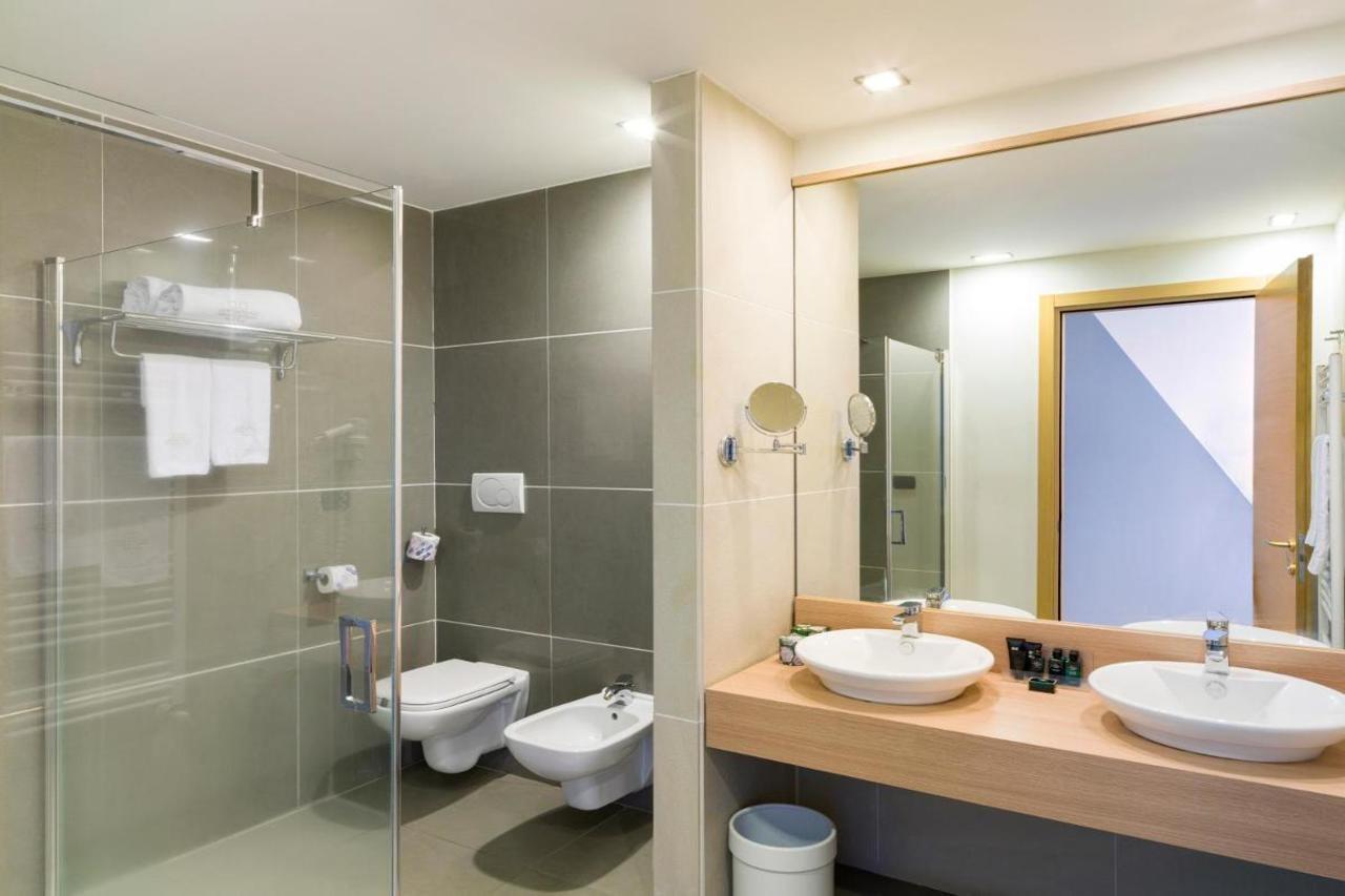 Esperia Palace Hotel & Resort Spa Zafferana Etnea Exteriör bild