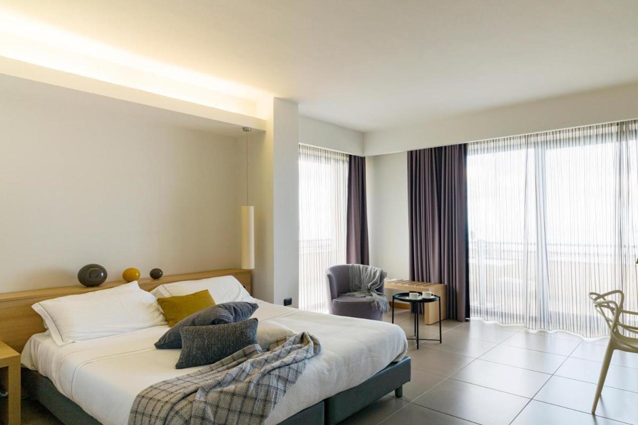 Esperia Palace Hotel & Resort Spa Zafferana Etnea Exteriör bild