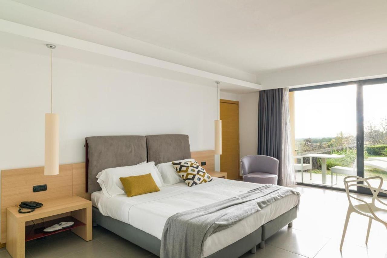 Esperia Palace Hotel & Resort Spa Zafferana Etnea Exteriör bild